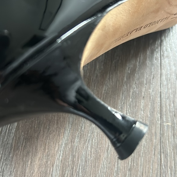 Authentic Manolo Blahnik kitten heels. Very good condition - Picture 4 of 6